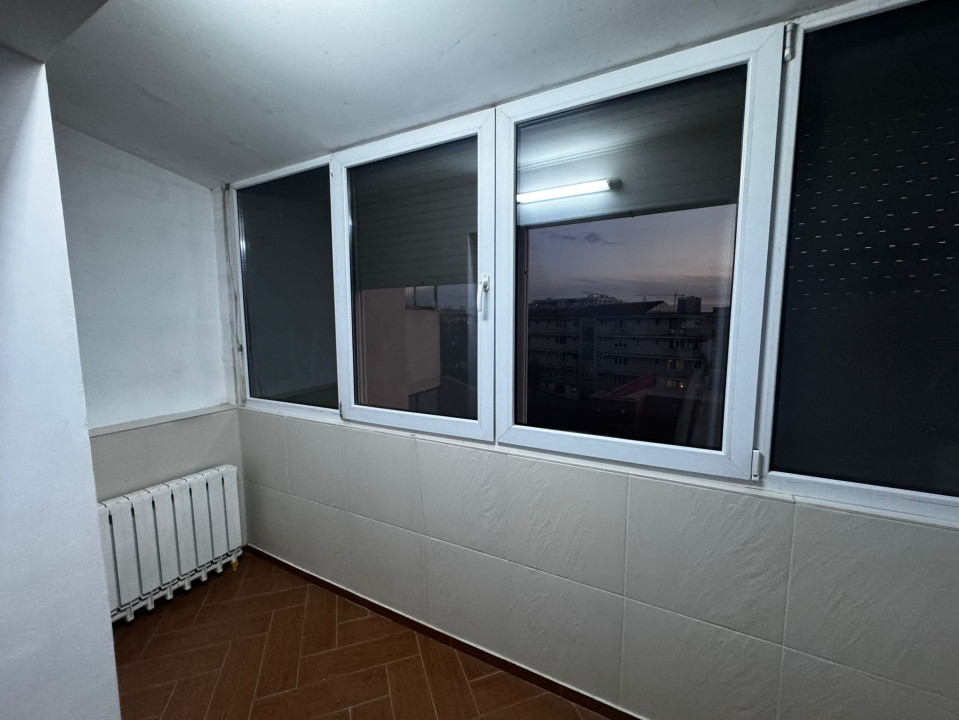 Apartament 4 camere, decomandat, 85,21mp, cartier Rovine,  zona Dezrobirii