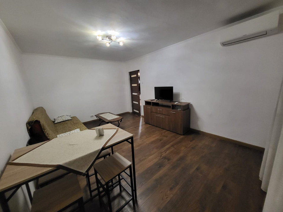 Apartament 2 camere, decomandat, 52 mp, cartierul Lăpuș, Calea București