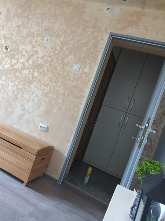 Apartament 2 camere 40 mp,mobilat oferit spre vanzare  in Tiglari 