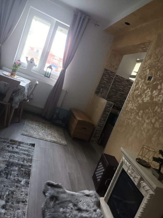 Apartament 2 camere 40 mp,mobilat oferit spre vanzare  in Tiglari 