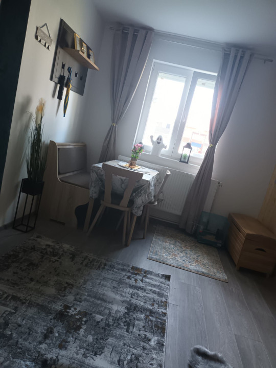 Apartament 2 camere 40 mp,mobilat oferit spre vanzare  in Tiglari 