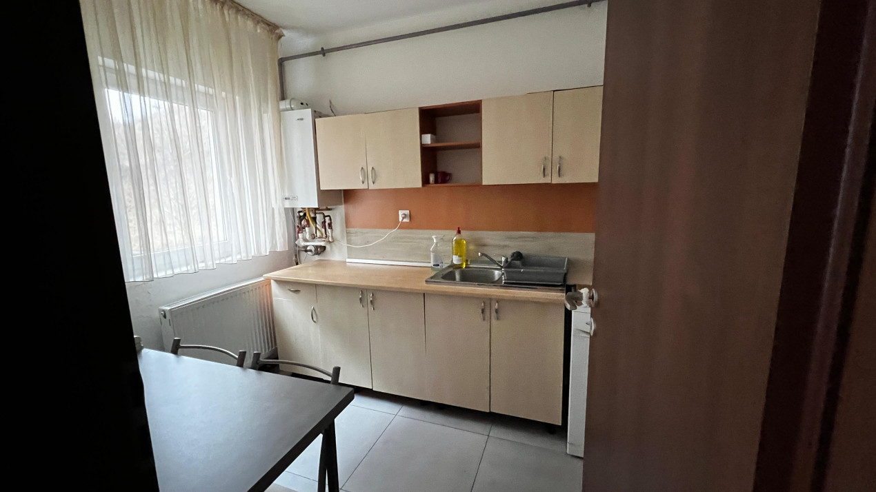 De vânzare apart. mobilat, 1 cameră, 34 mp., Florești, 65000 Eur