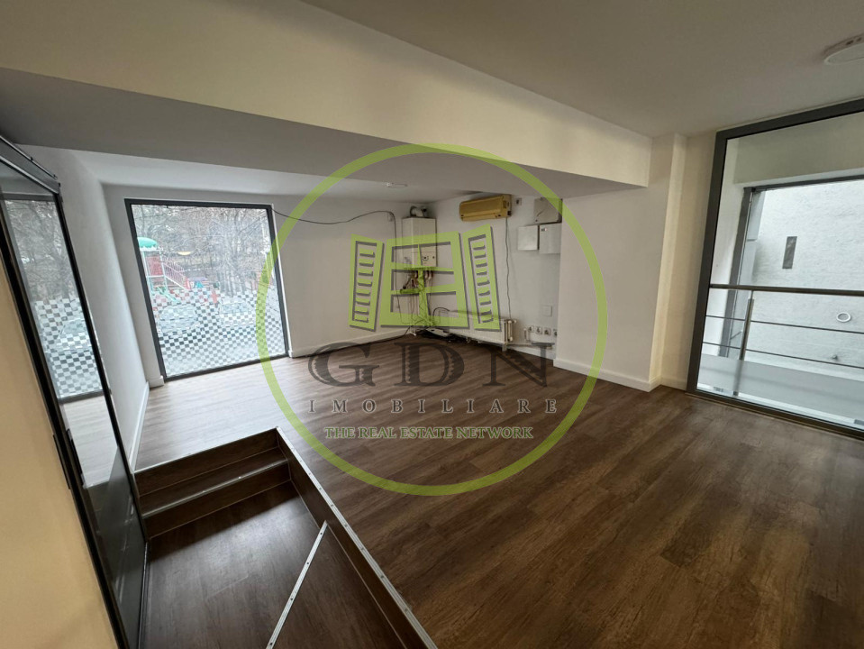 Spatiu comercial, parter, 140mp, Calea Bucuresti.