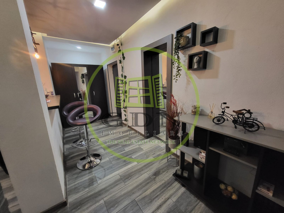 Apartament 2 camere, decomandat, 55 mp, cartier Centru, zona English Park