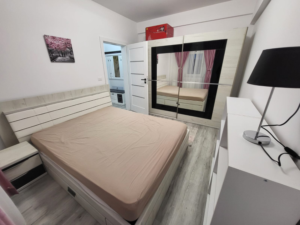 Apartament 2 camere, decomandat, 68 mp, Cartierul 1 Mai, zona Lidl