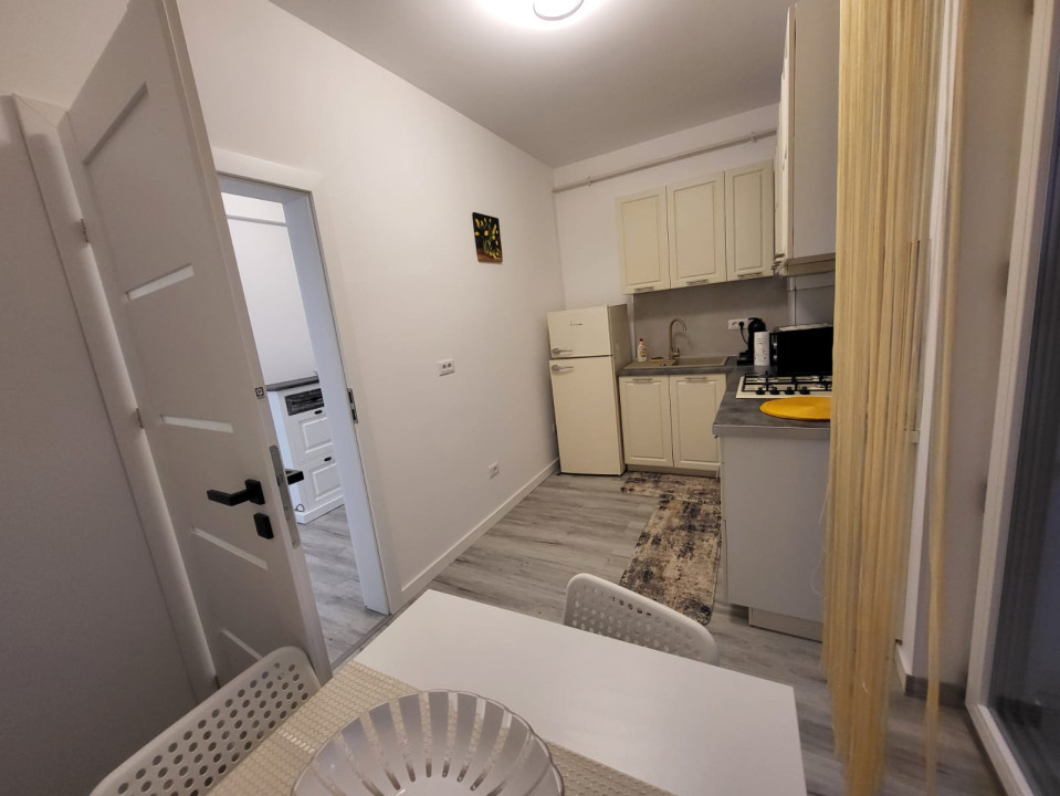 Apartament 2 camere, decomandat, 68 mp, Cartierul 1 Mai, zona Lidl