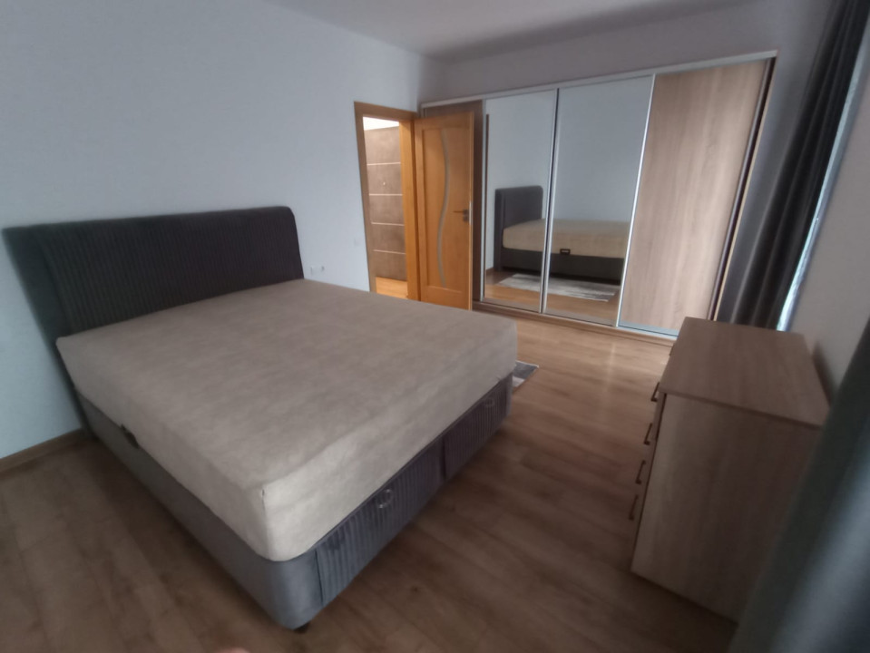 Apartament  3 camere de închiriat - zona Sos Alba Iulia 