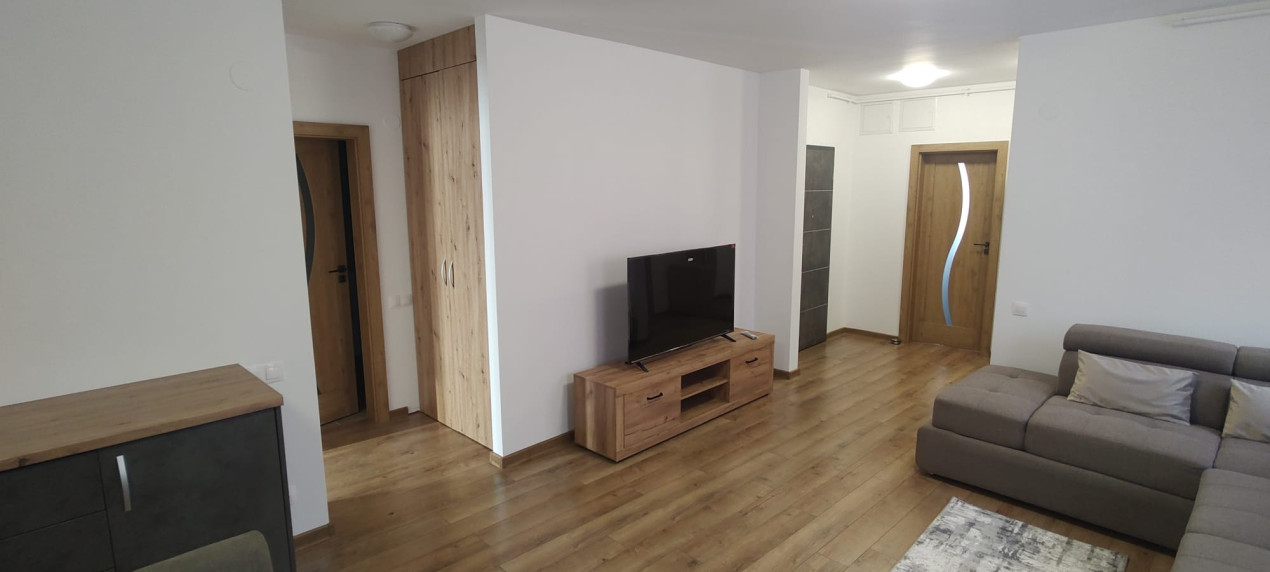 Apartament  3 camere de închiriat - zona Sos Alba Iulia 