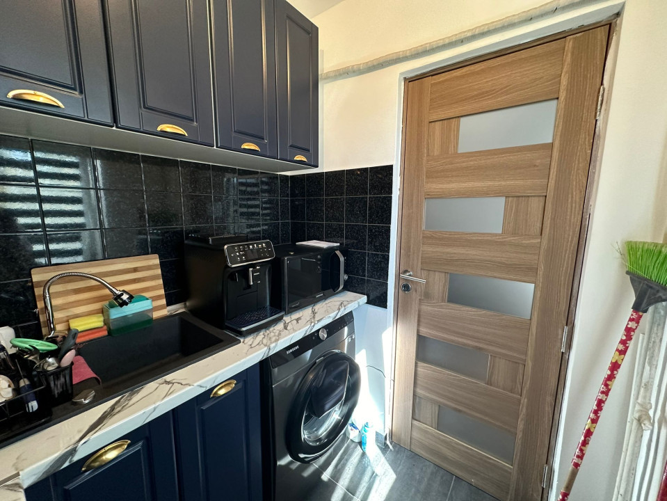 Apartament 2 camere, Craiovita Noua, Zona Scoala Mihai Viteazul