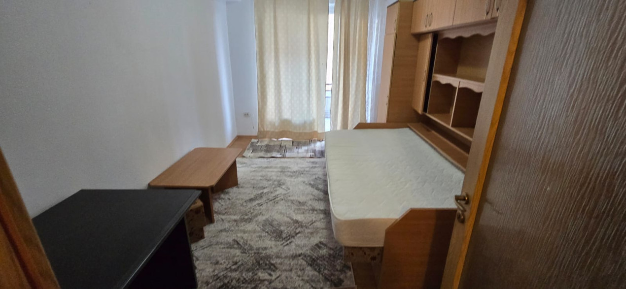 Oferta !Apartament 2 camere decomandat in Bună Ziua -450 euro