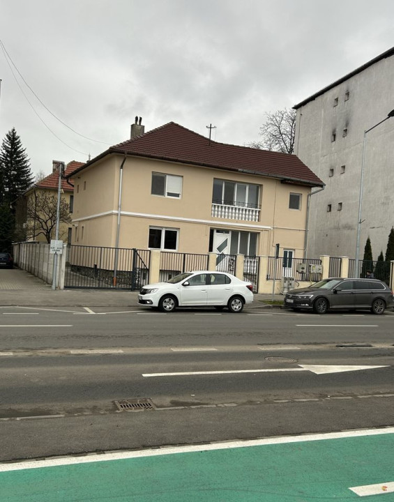 Închiriere Apartamente la Casă – Strada Calea Dumbrăvii, Sibiu