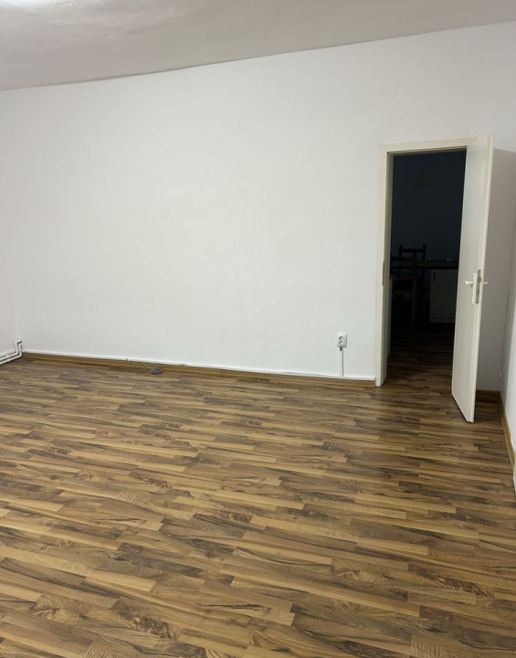 Închiriere Apartamente la Casă – Strada Calea Dumbrăvii, Sibiu