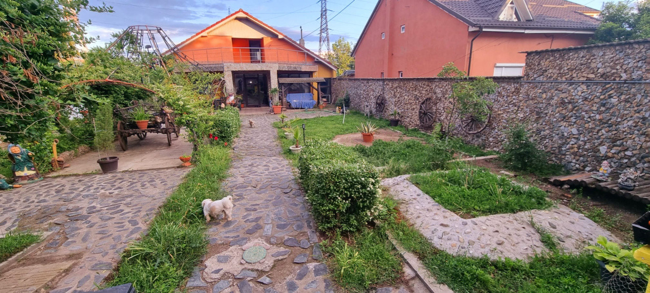 Casă parter cu teren de 1400 mp în Bariera Vâlcii aproape de drumul expres