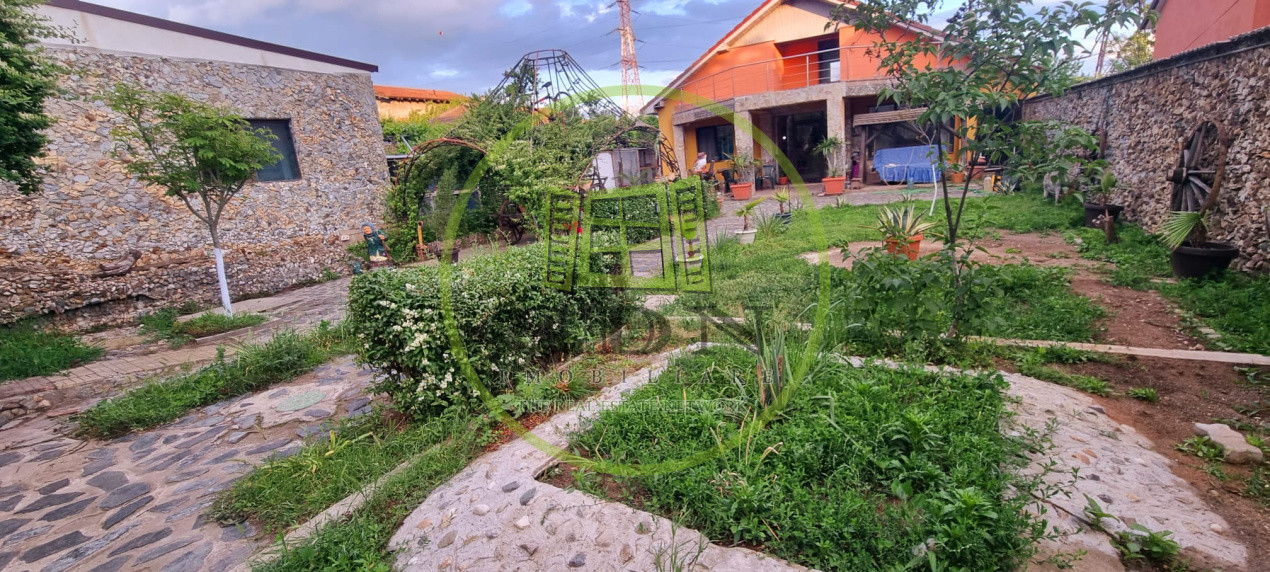 Casă parter cu teren de 1400 mp în Bariera Vâlcii aproape de drumul expres