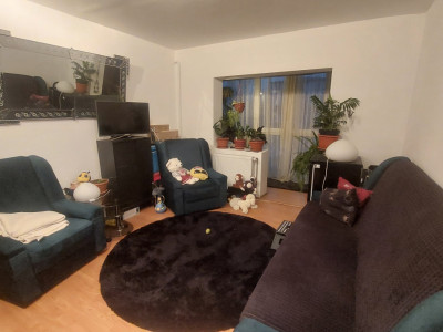 Apartament 3 camere, 60 mp. semidecomandat, Brazda lui Novac