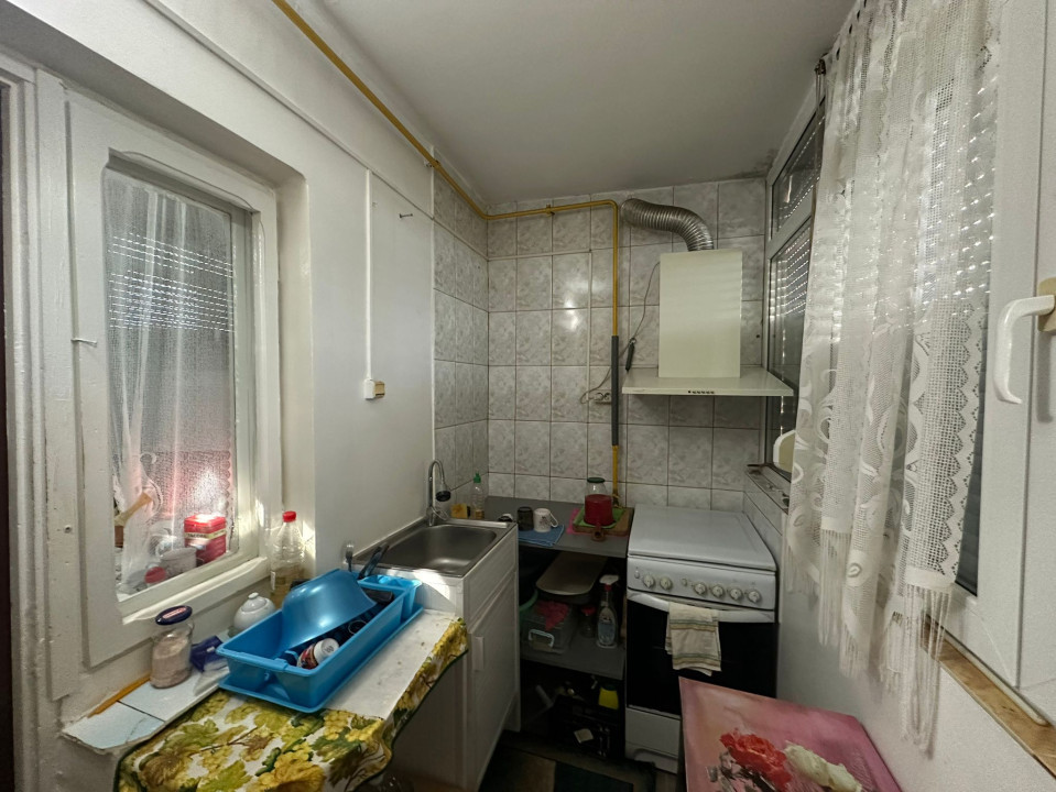 Apartament 3 camere, decomandat, 67,09mp, 1Mai, Zona Pelendava