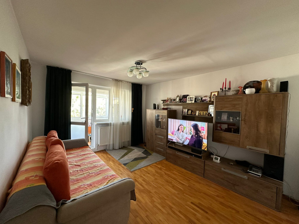 Apartament 3 camere, Brazda lui Novac, 70mp