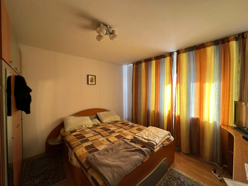 Apartament 3 camere, Brazda lui Novac, 70mp