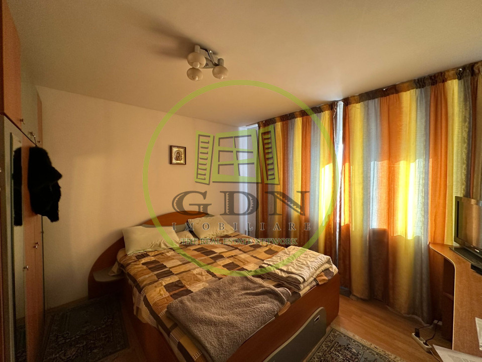 Apartament 3 camere, Brazda lui Novac, 70mp