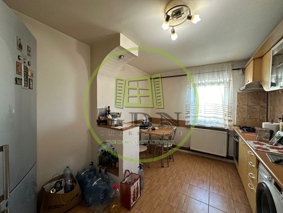 Apartament 3 camere, Brazda lui Novac, 70mp