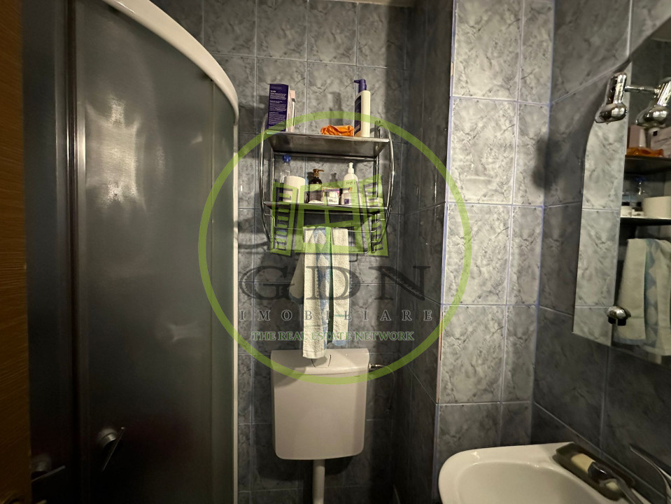 Apartament 3 camere, Brazda lui Novac, 70mp