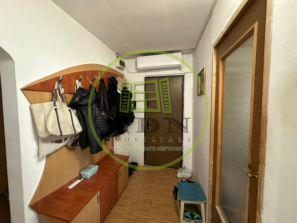 Apartament 3 camere, Brazda lui Novac, 70mp