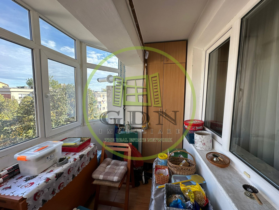 Apartament 3 camere, Brazda lui Novac, 70mp