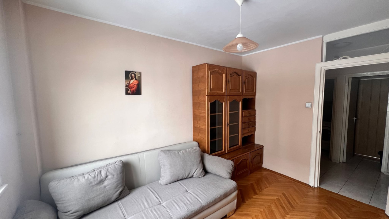 Apartament 3 Camere etaj 2/6 | Parcare + Boxă | Zona Gării 