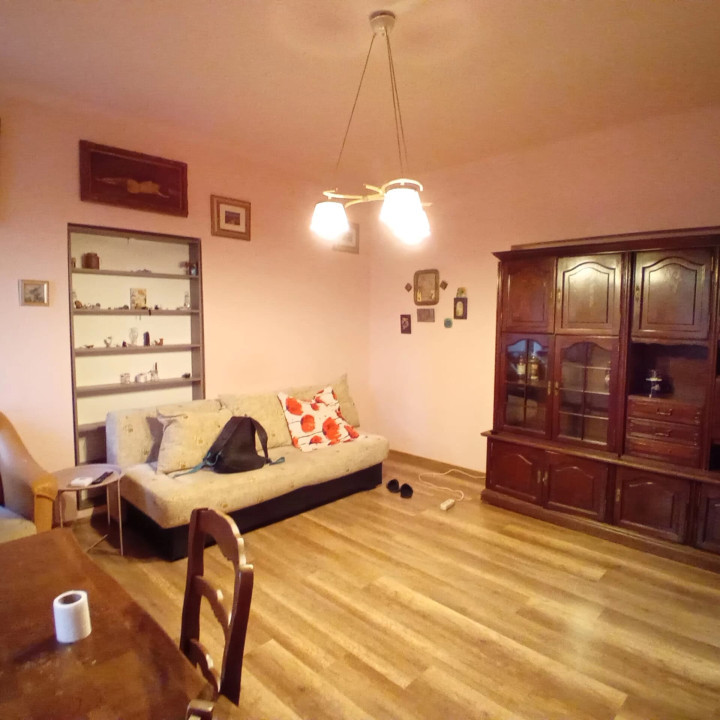 Apartament in Vila in andrei Muresanu!