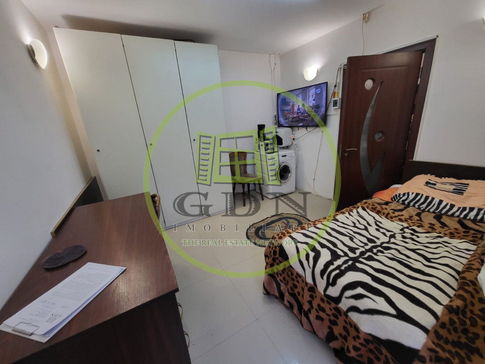 Garsoniera o camera, 20 mp, Cartier Centru, Zona Poşta