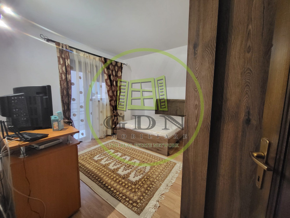 Casă 3 camere decomandată, 140 mp, cartier Bariera Vâlcii