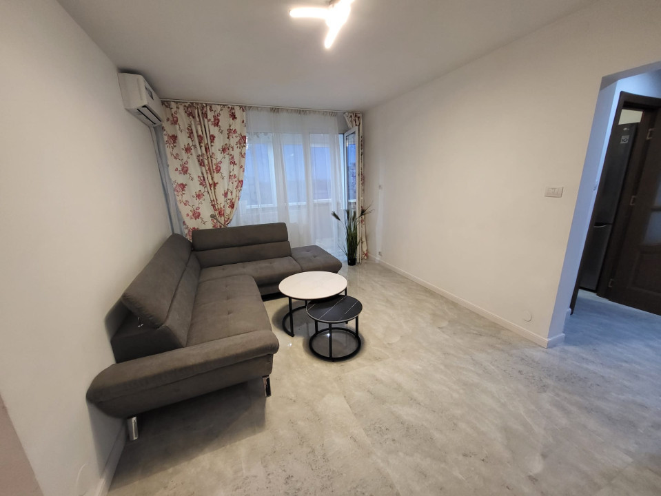 Apartament 2 camere, semidecomandat, 50 mp, cartierul Brazdă, zona Big Family