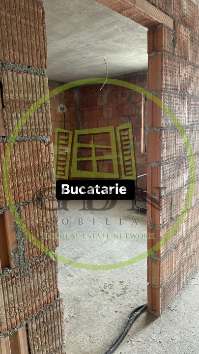 Duplex 3 camere  suprafata totala 267mp,  spre vanzare in Cristian 