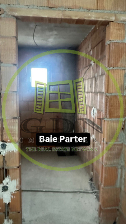 Duplex 3 camere  suprafata totala 267mp,  spre vanzare in Cristian 