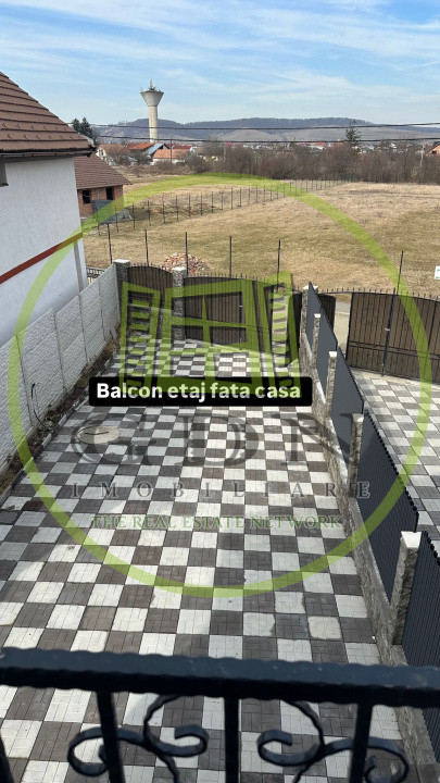 Duplex 3 camere  suprafata totala 267mp,  spre vanzare in Cristian 