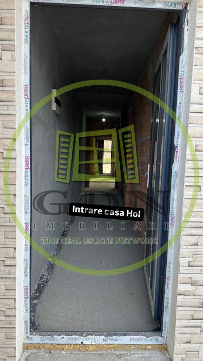 Duplex 3 camere  suprafata totala 252mp spre vanzare in Cristian 