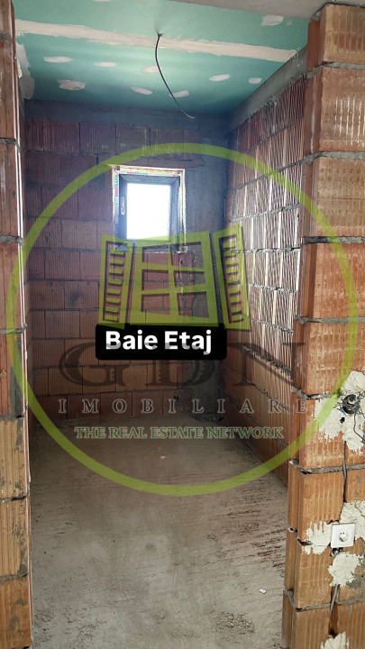 Duplex 3 camere  suprafata totala 252mp spre vanzare in Cristian 