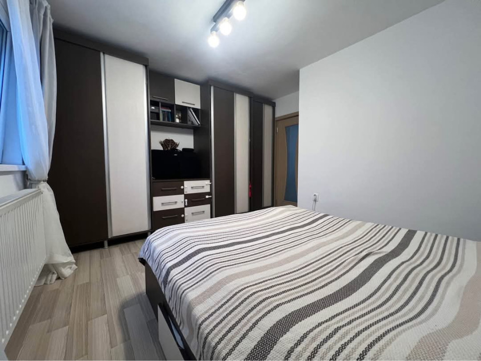 Apartament  3 camere 76 mp utili spre vanzare , in Selimbar. 