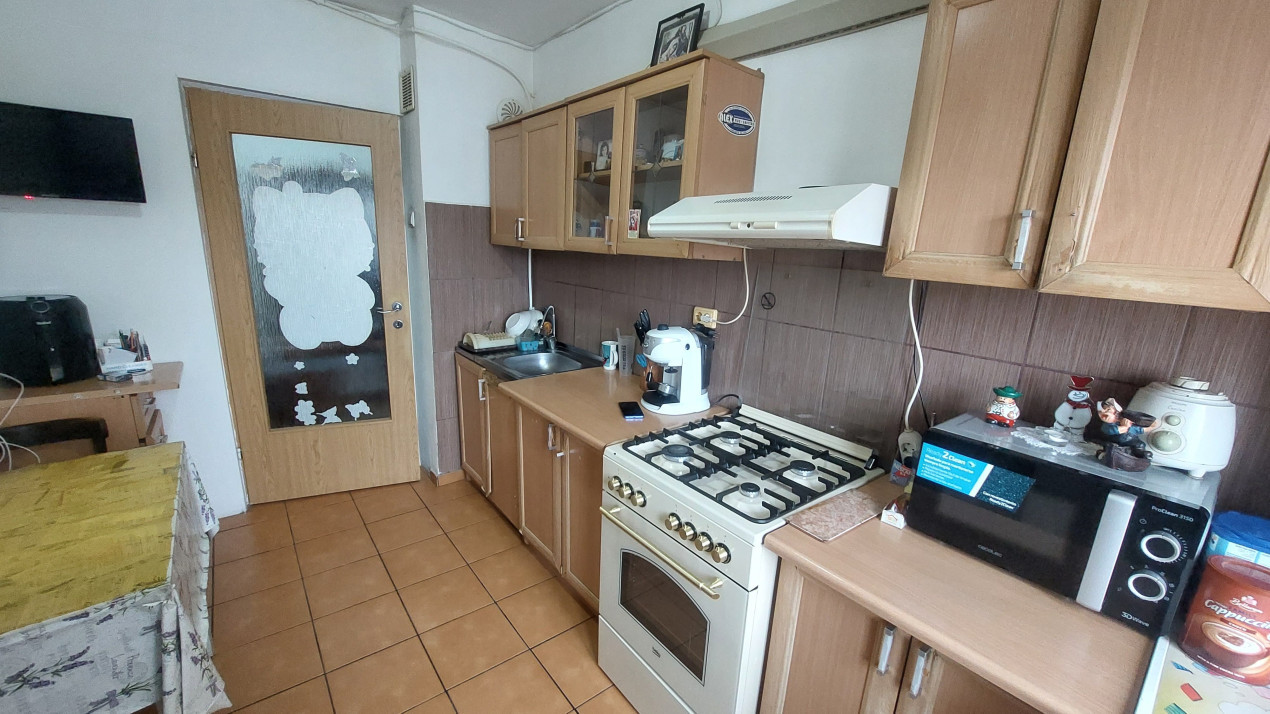 Apartament 2 camere, 57 mp, 1 Mai, zona Spitalul Judetean