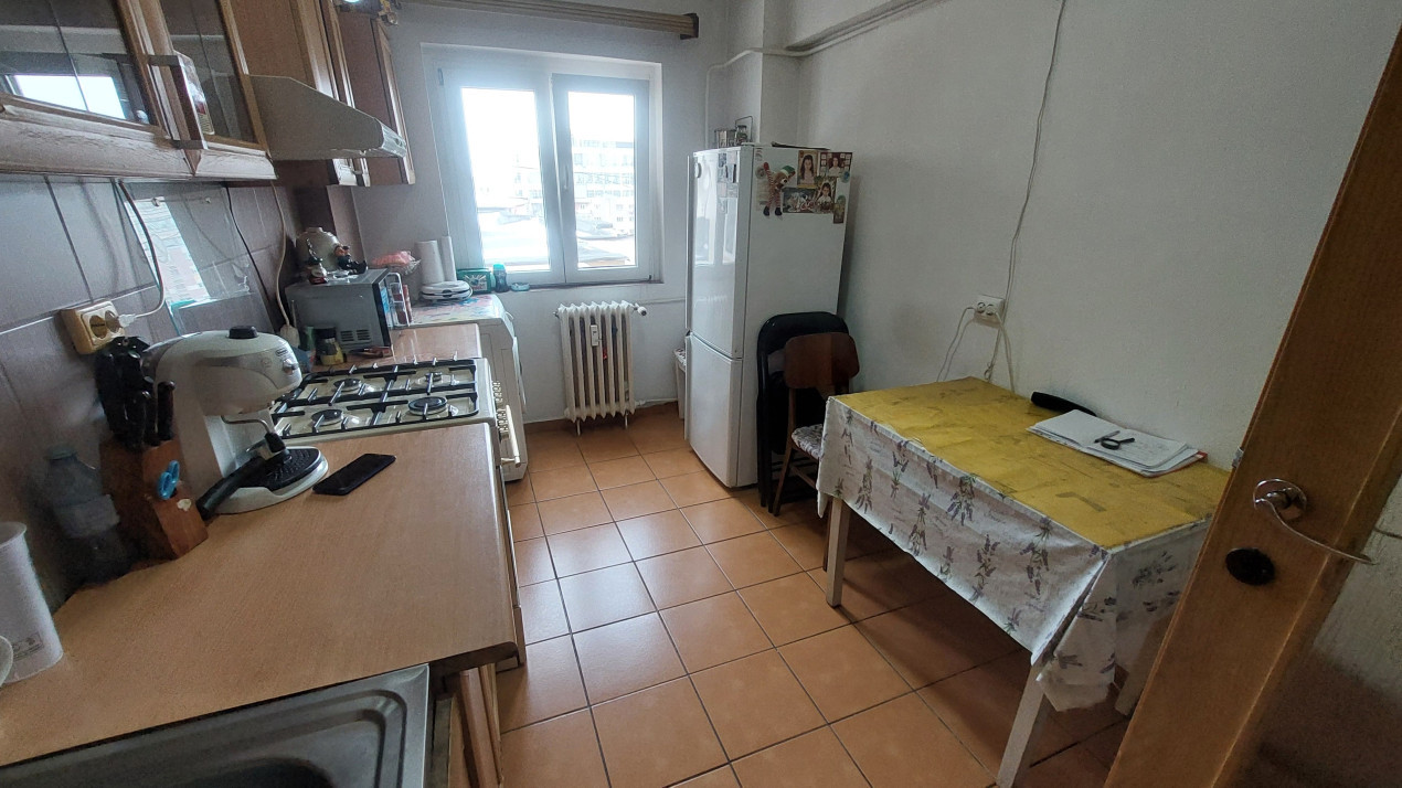 Apartament 2 camere, 57 mp, 1 Mai, zona Spitalul Judetean