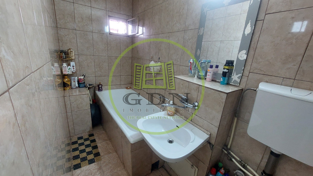 Apartament 2 camere, 57 mp, 1 Mai, zona Spitalul Judetean