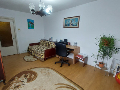 Apartament 2 camere, 57 mp, 1 Mai, zona Spitalul Judetean