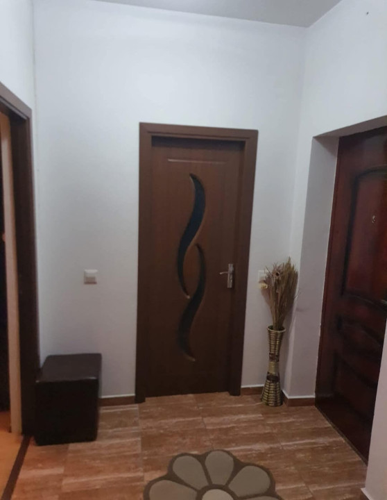 Apartament 2 camere ssuprafata 56mp spre inchiriere in Turnisor.