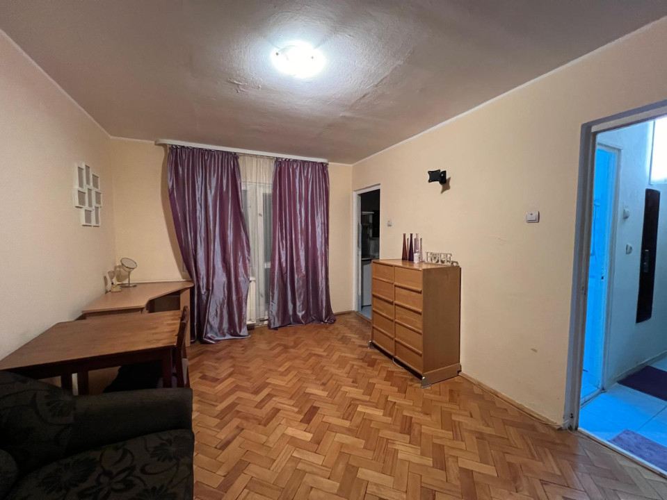 Închiriere apartament cu 1 cameră, 25 mp., 300 Eur, Zorilor, Pasteur