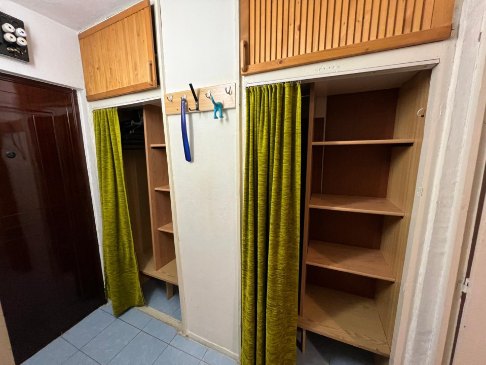 Închiriere apartament cu 1 cameră, 25 mp., 300 Eur, Zorilor, Pasteur