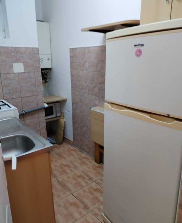 Apartament 2 camere, suprafata utila 38mp, la mansarda spre vanzare in Hipodrom 