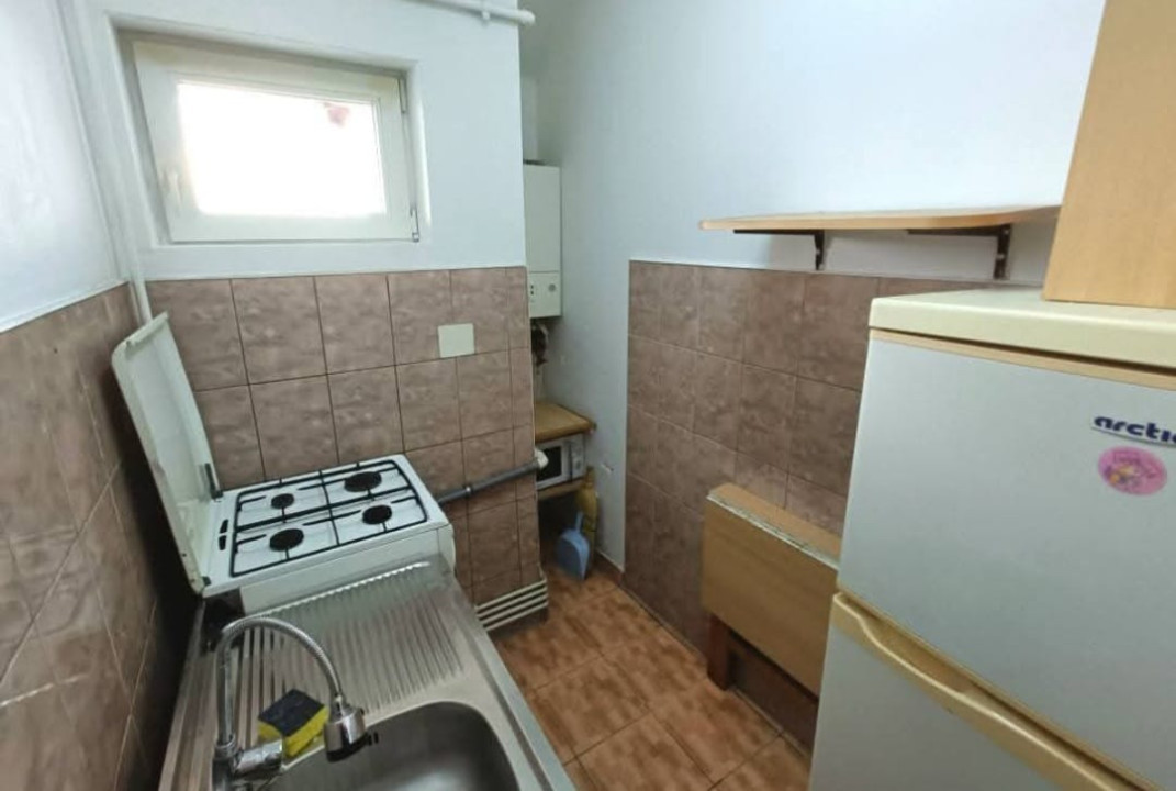 Apartament 2 camere, suprafata utila 38mp, la mansarda spre vanzare in Hipodrom 