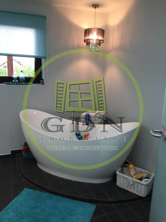 Proprietate  cu 4 camere si suprafata utila de  230mp spre vanzare in Talmaciu