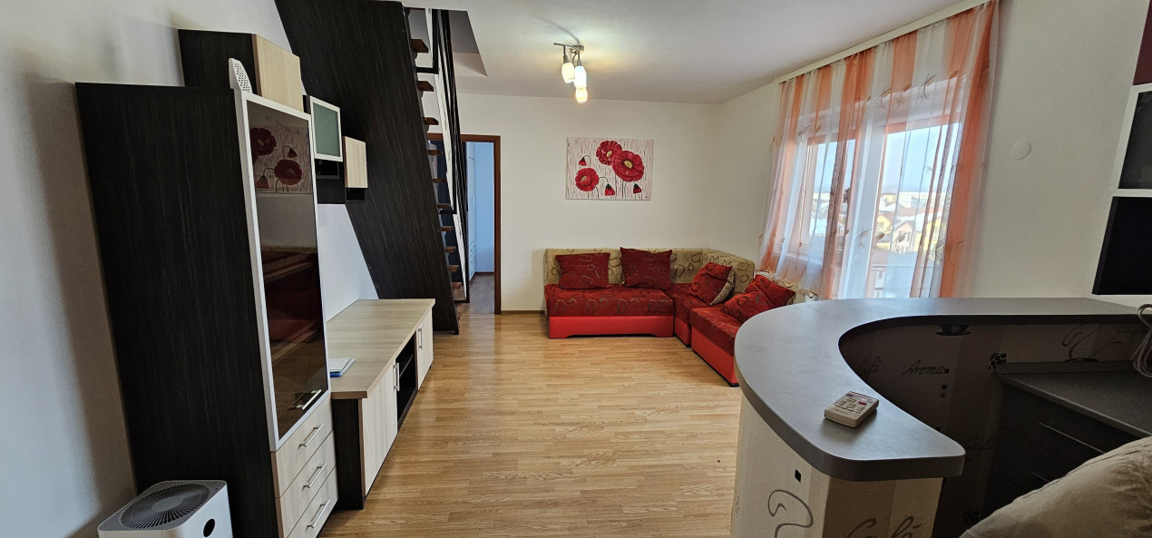 Apartament 4 camere de vânzare  | 84 mp | zona Cedonia