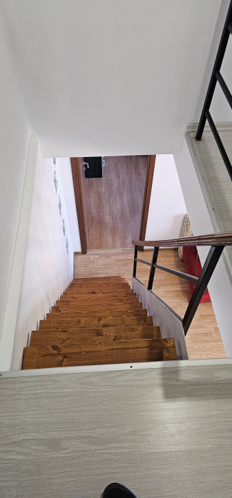 Apartament 4 camere de vânzare  | 84 mp | zona Cedonia